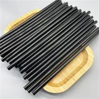 Schwarzer Heißklebestift